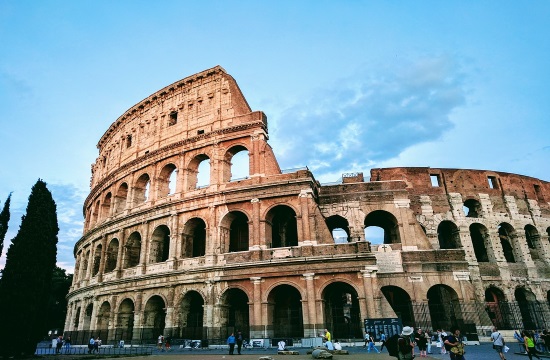 Colosseum in Rome will have a floor for the first time in 1500 years